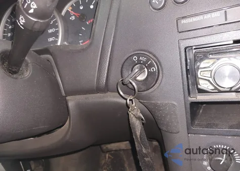 2006 Pontiac Grand Prix z USA, uszkodzony, nr VIN 2G2WP552761287545